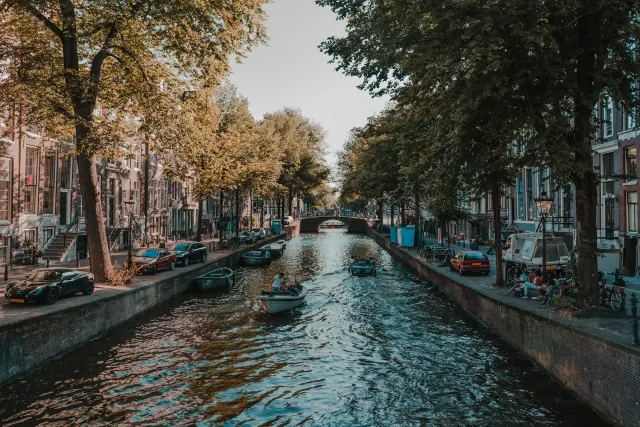 eSIM-Abdeckung für Netherlands, Belgium, Frankreich