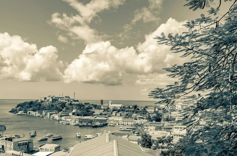 تغطية eSIM في Grenada